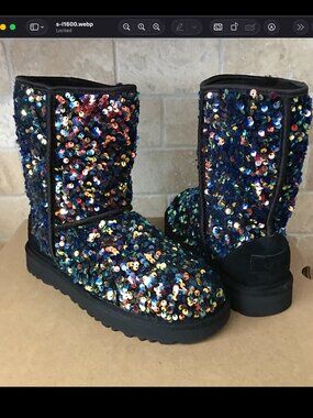 UGG Classic Short Stellar Sequin Black Sheepskin Warm Boots Size  Women's size 8